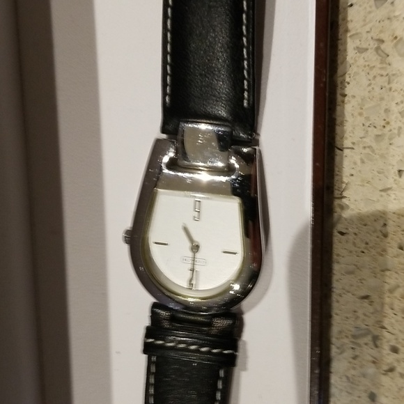 Coach Watch worn once leather band silver accents - Picture 2 of 5